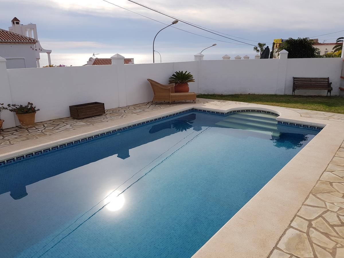 Villa - Zeezicht, Zwembad Nerja Ngoại thất bức ảnh